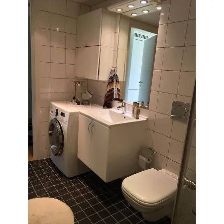 Koselig Med Balkong Og Sjoutsikt. Apartment